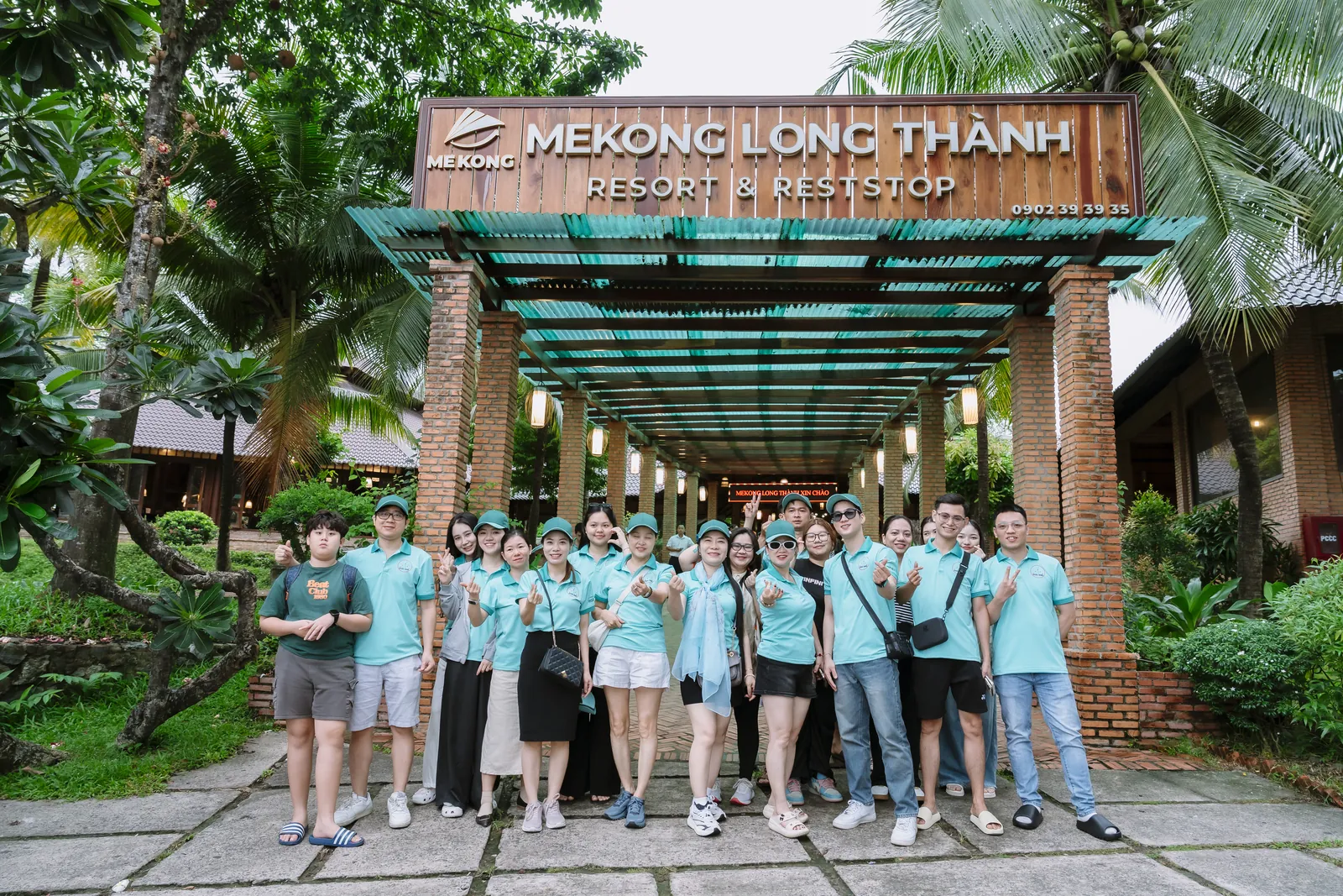 Điểm dừng chân Mekong Long Thành — Hành trình & tham quan, Thẩm mỹ viện Hoài Anh
