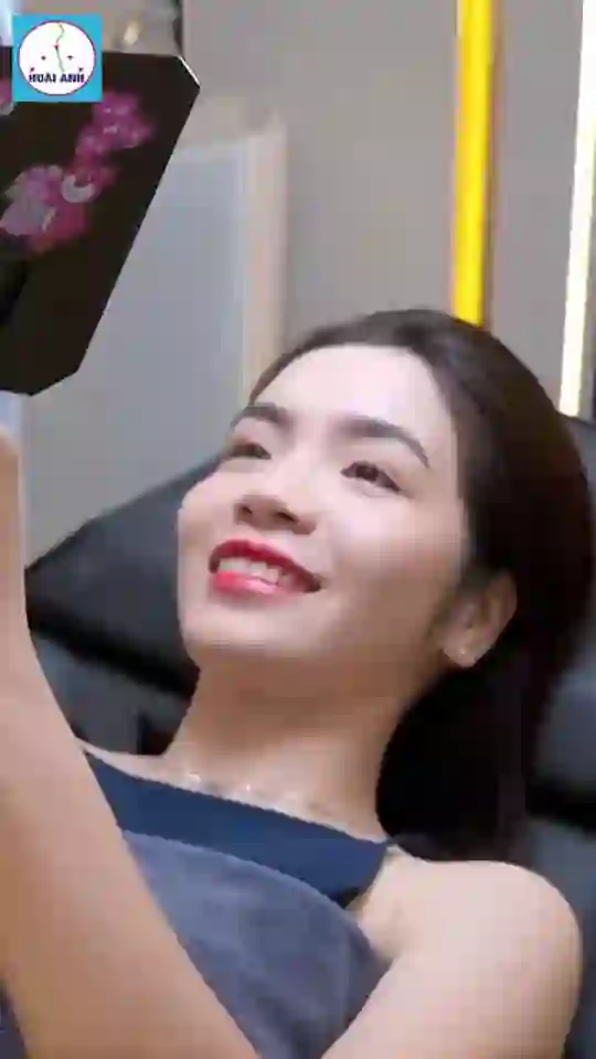 Phun môi màu gì đẹp và hợp da?