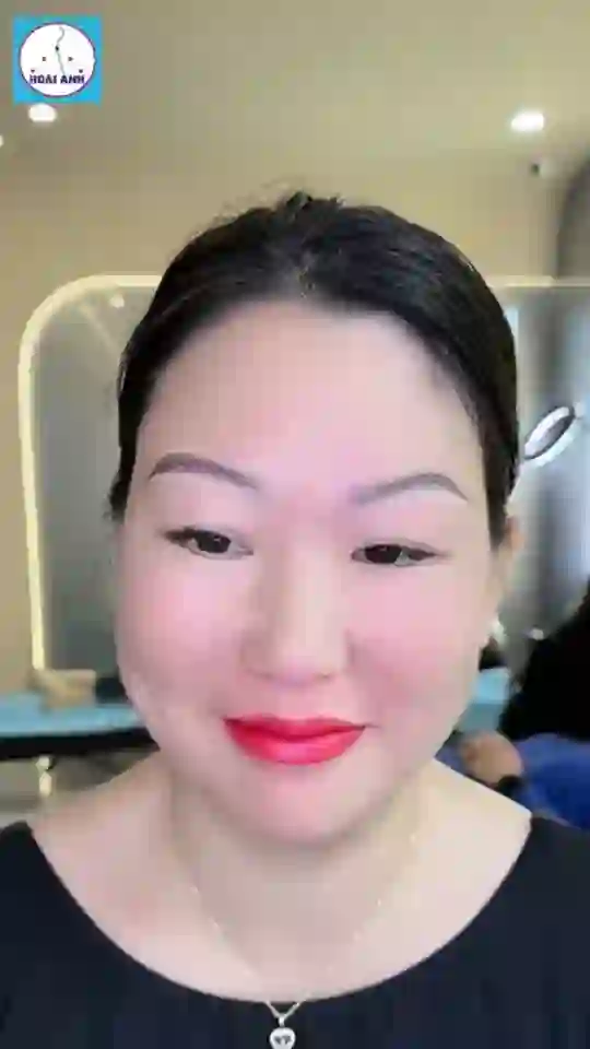 Combo phun mày + phun môi — thay đổi rạng rỡ tại Hoài Anh