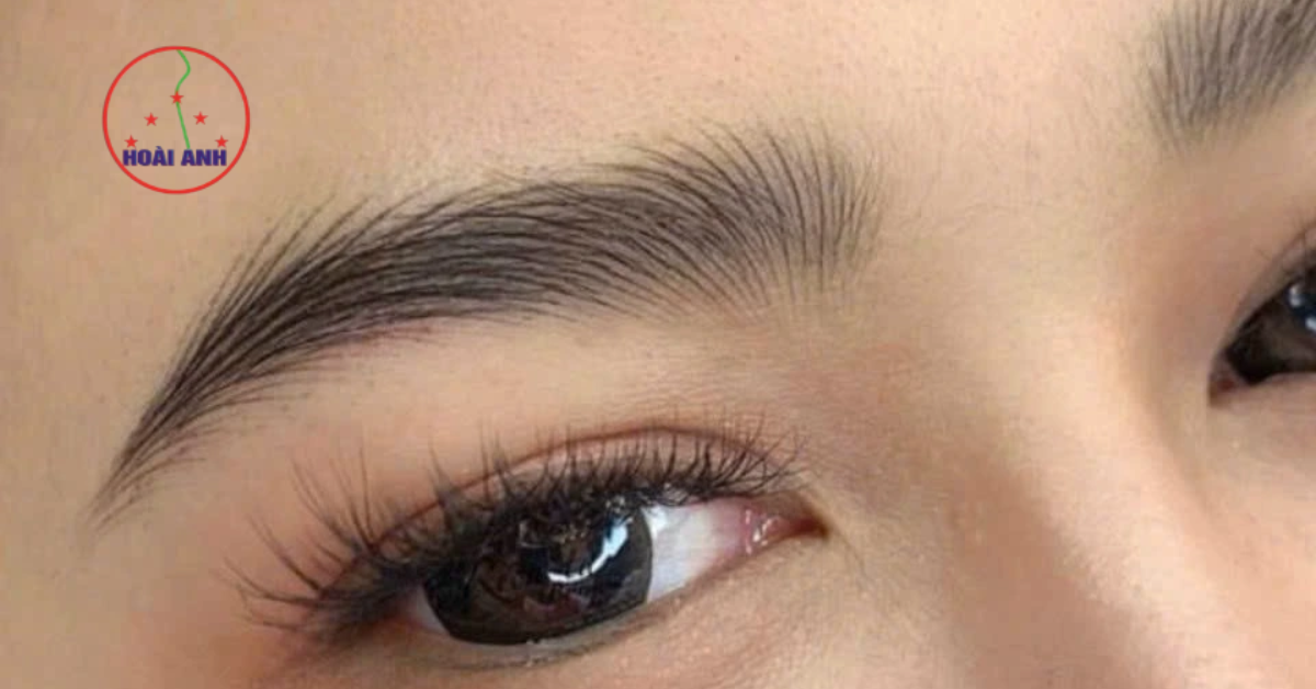 Phun lông mày tự nhiên bền màu lâu dài