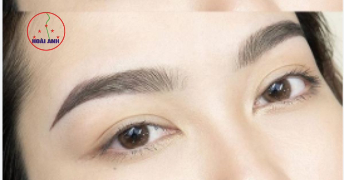 Chân mày sau phun tán bột thanh thoát hơn