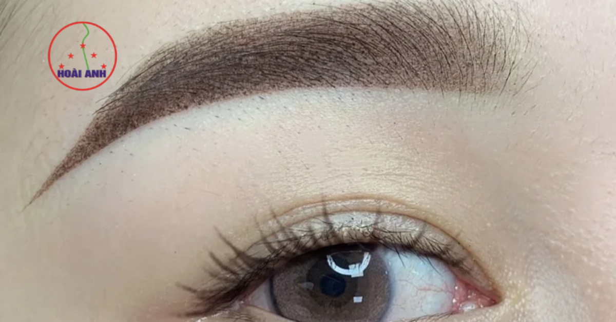Đôi mắt cuốn hút hơn với phun mí siêu vi