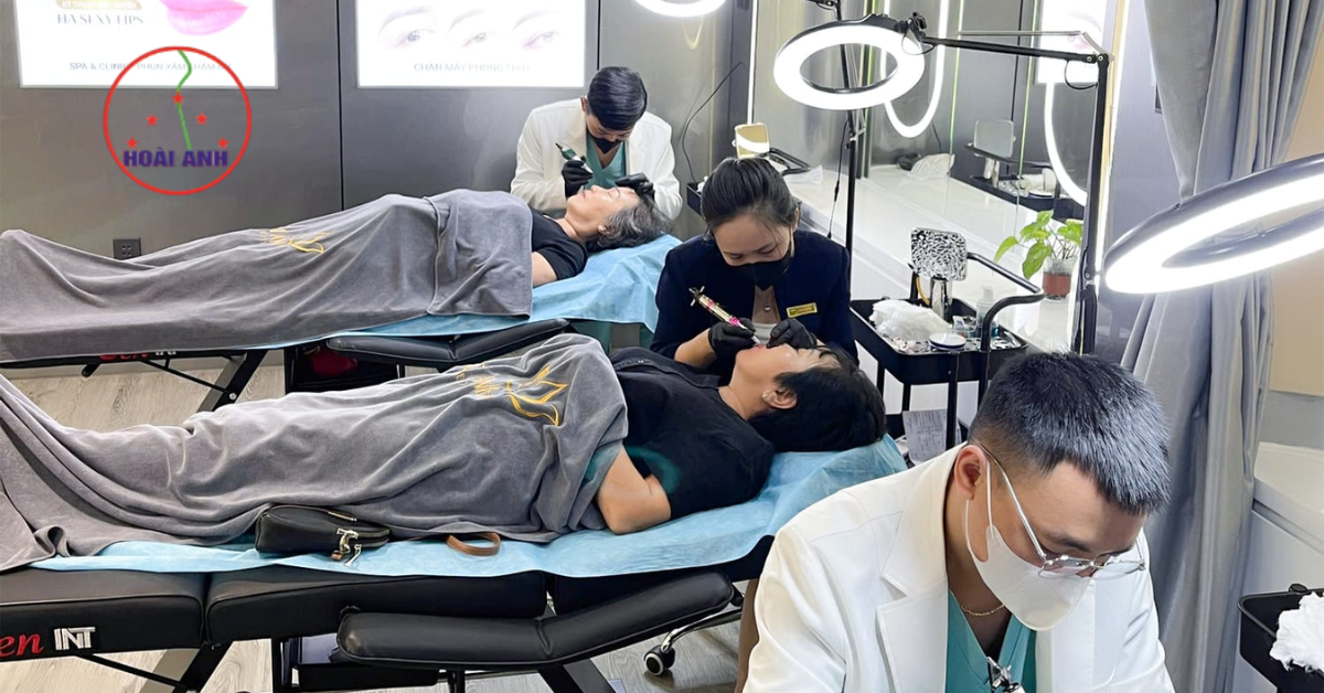 Phun môi khử thâm tự nhiên, bền màu tại Hoài Anh