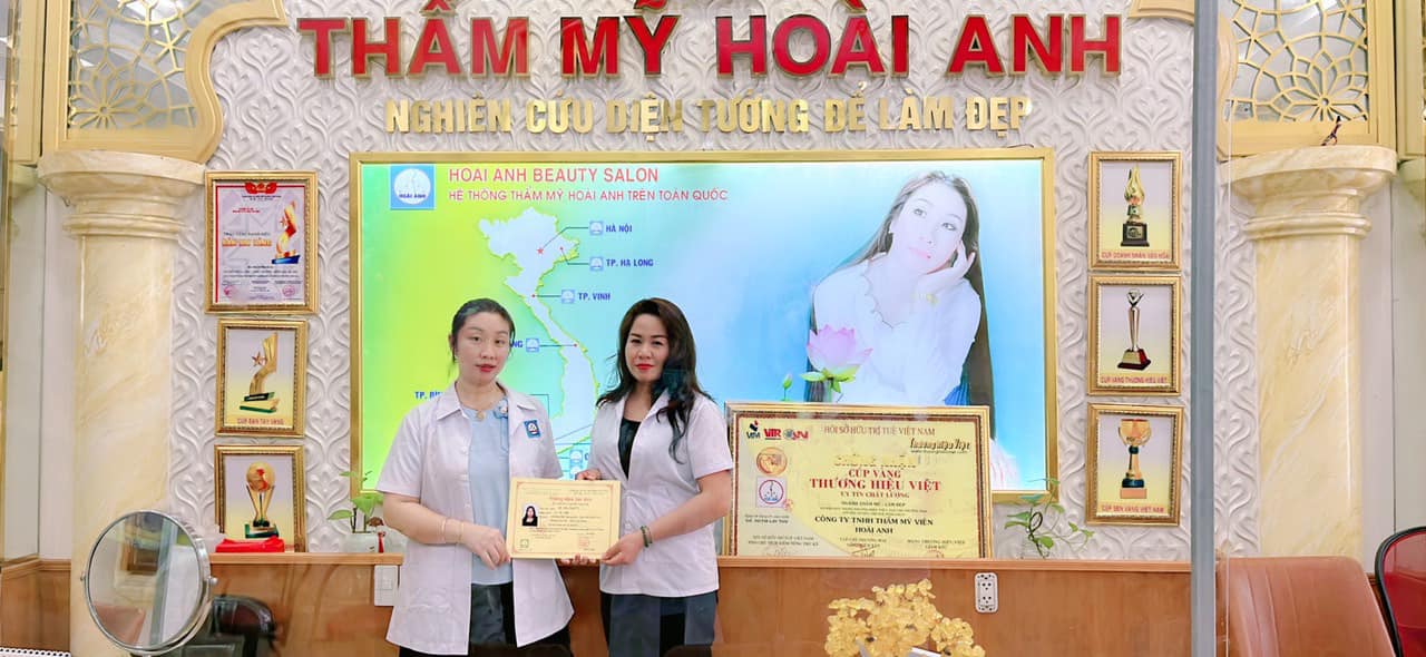 Thẩm Mỹ Viện Hoài Anh nhận Cúp Vàng Thương Hiệu Việt — ảnh tại chi nhánh Gò Vấp
