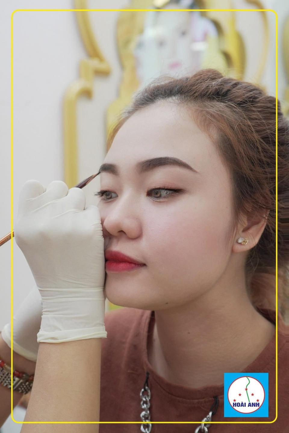 Dịch vụ phun mày tự nhiên tại Thẩm Mỹ Viện Hoài Anh