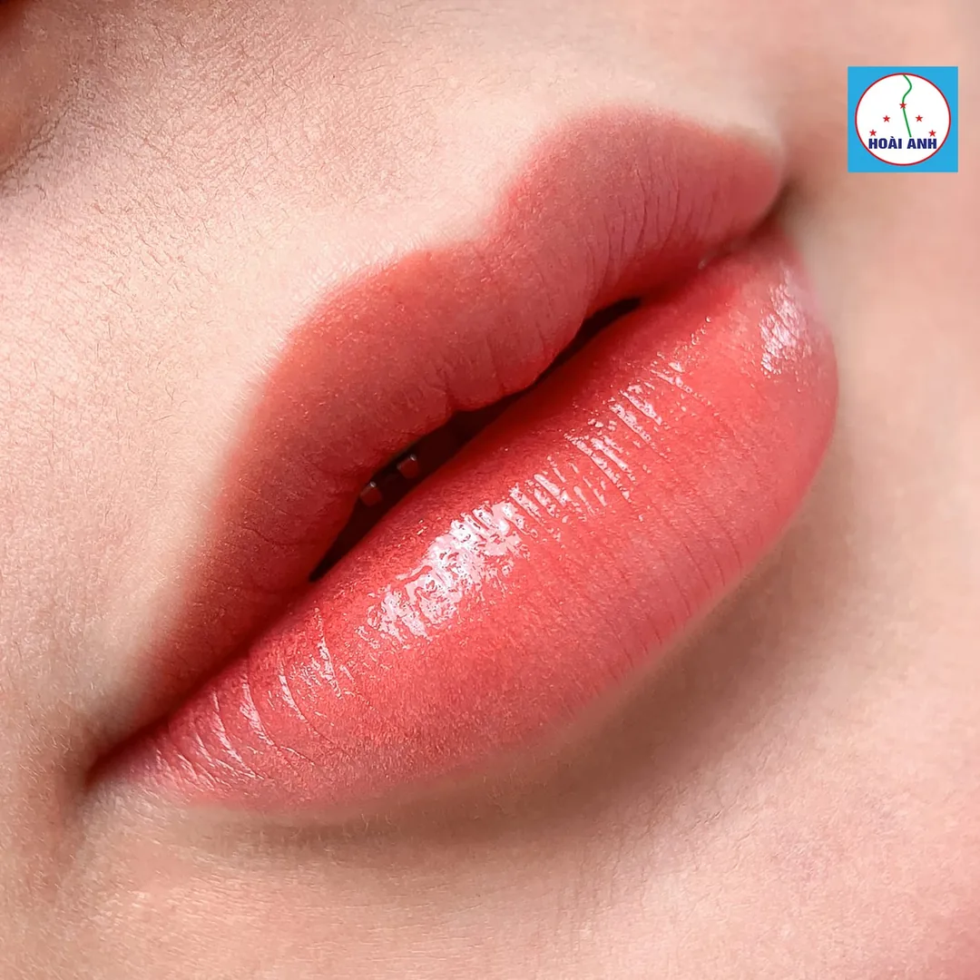 Phun môi đẹp – Nhẹ nhàng toả sáng theo cách riêng của bạn